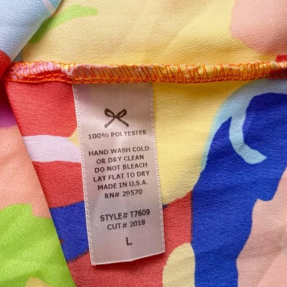 Everly Colorful Abstract Floral Print Sleeveless Top - Picture 8 of 12